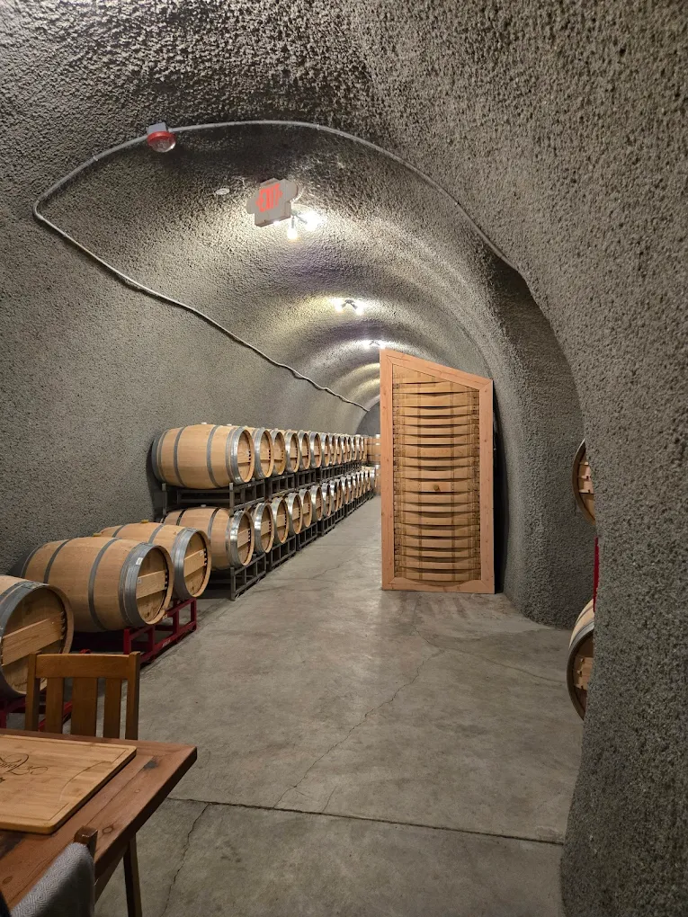 Aonair Winery & Caves photo 4