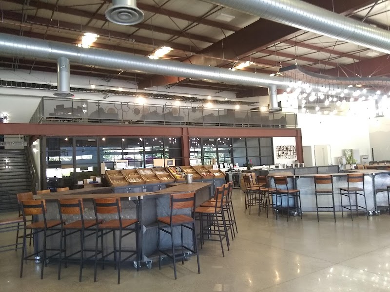 Broken Earth Winery photo 1