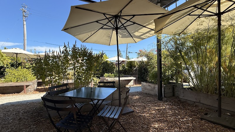 St Clair Brown Winery & Brewery photo 4