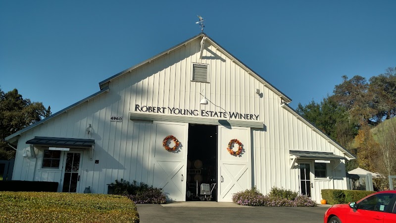 Robert Young Estate Winery photo 5