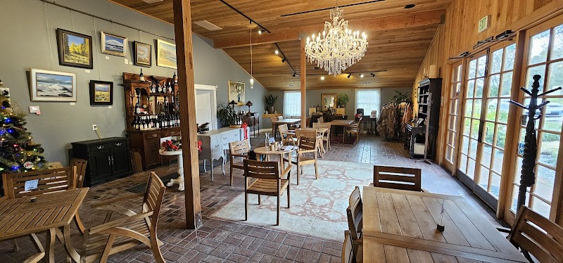 Four Lanterns Winery photo 4