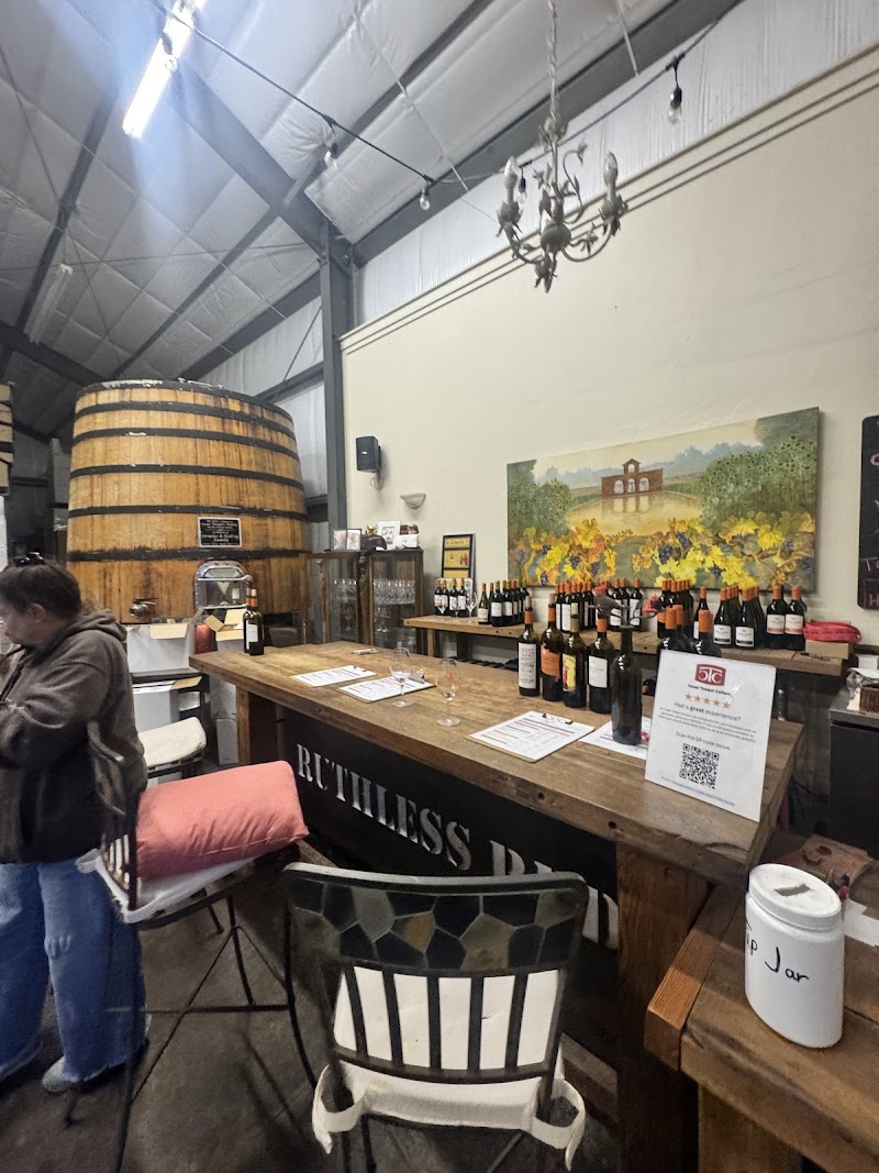 Cesar Toxqui Cellars photo 5