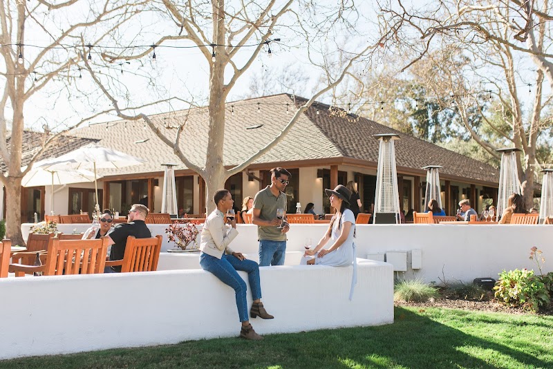 Wente Family Vineyards Tasting Lounge photo 1