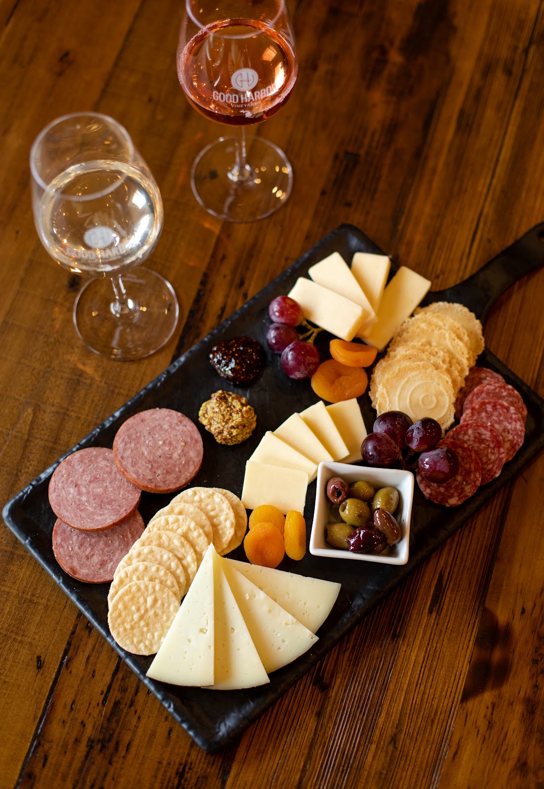 Good Harbor Vineyards photo 6